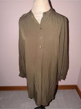 H&M olive green blouse